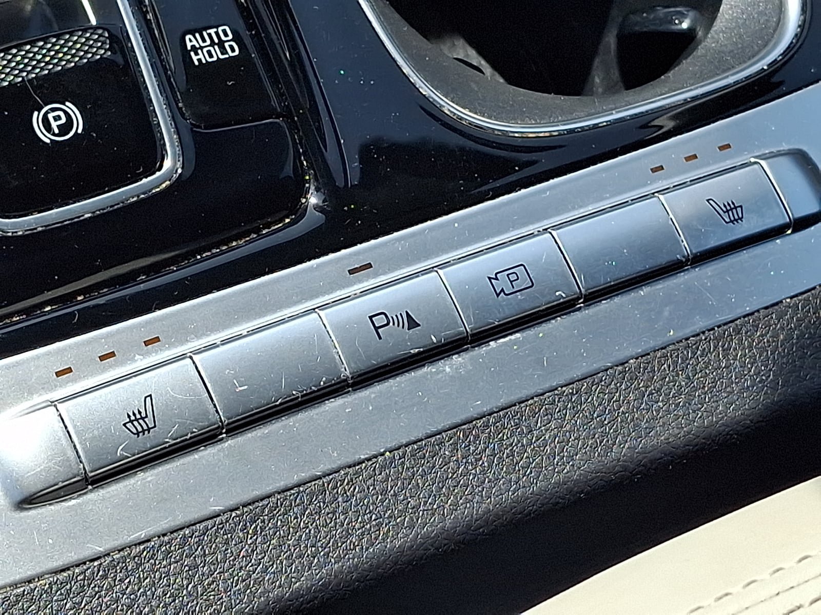 Used 2024 Kia Carnival EX FWD image 26