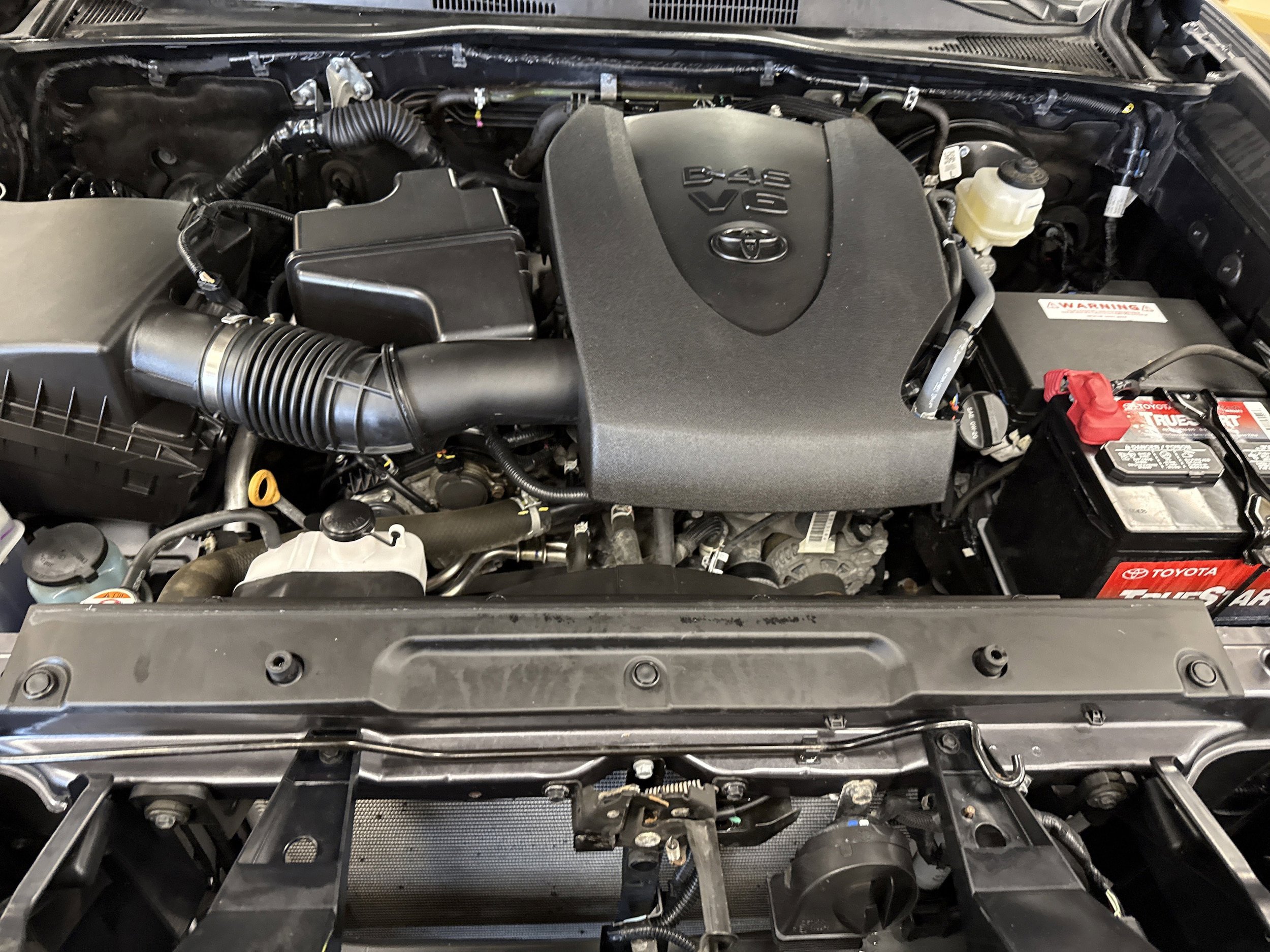 Used 2023 Toyota Tacoma SR5 AWD/4WD image 13