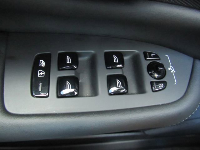 Used 2025 Volvo XC90 T8 Plus w/ Protection Package Premier image 40