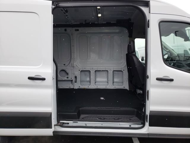 New 2026 Ford Transit 250 148 Medium Roof image 24