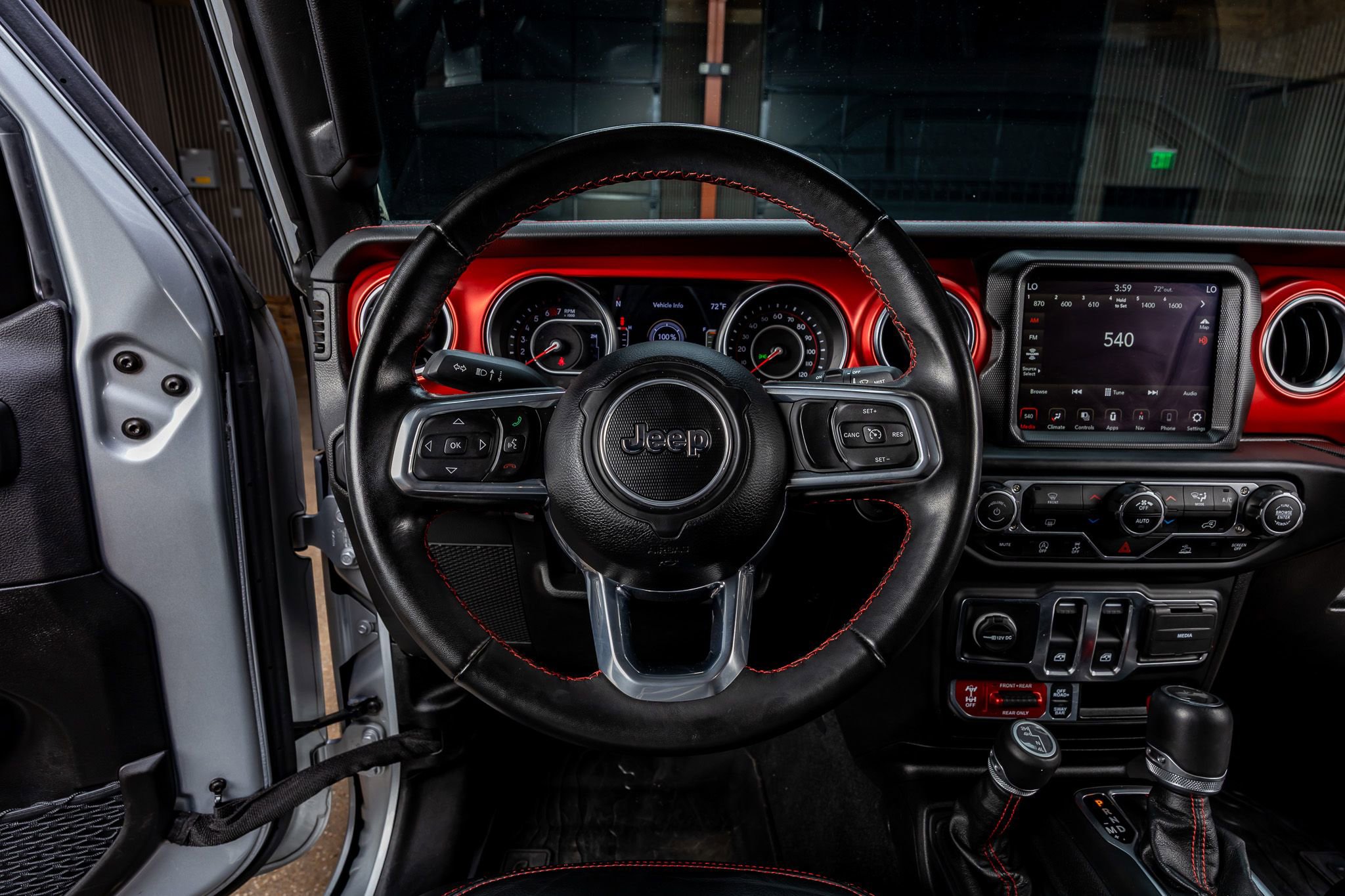 Used 2022 Jeep Wrangler Rubicon AWD/4WD image 18