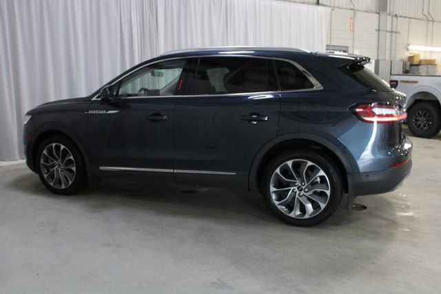 Used 2023 Lincoln Nautilus Reserve AWD/4WD image 24
