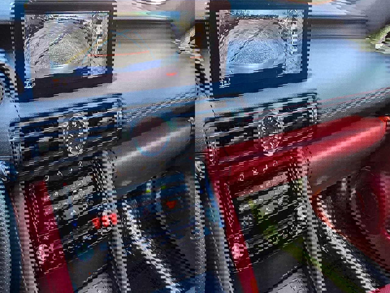 Used 2025 Lexus IS 350 F Sport w/ Navigation Package image 16