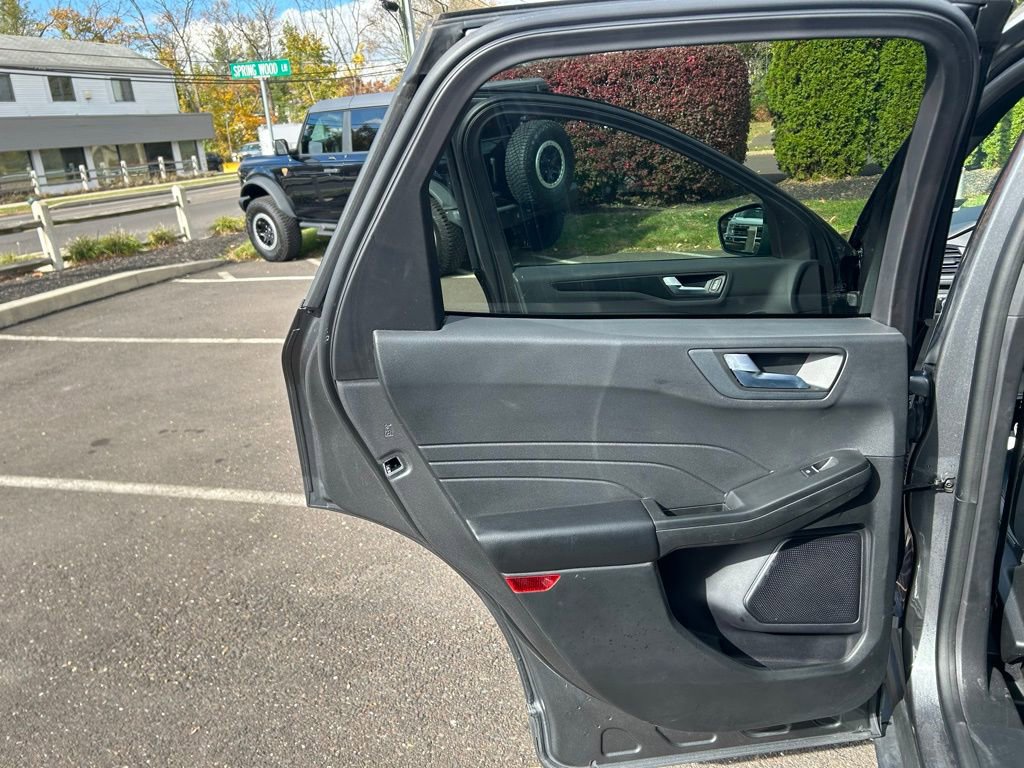 Certified 2023 Ford Escape ST-Line w/ Tech Pack #1 image 15