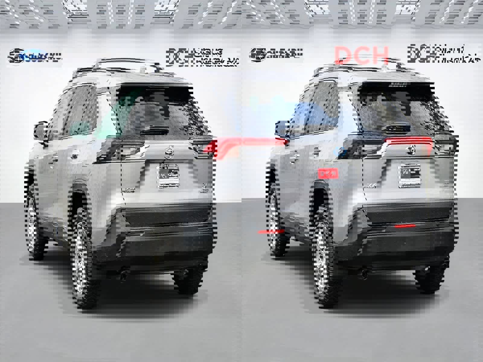 Used 2021 Toyota RAV4 XLE Premium w/ Carpet Mat Package (TMS) image 6