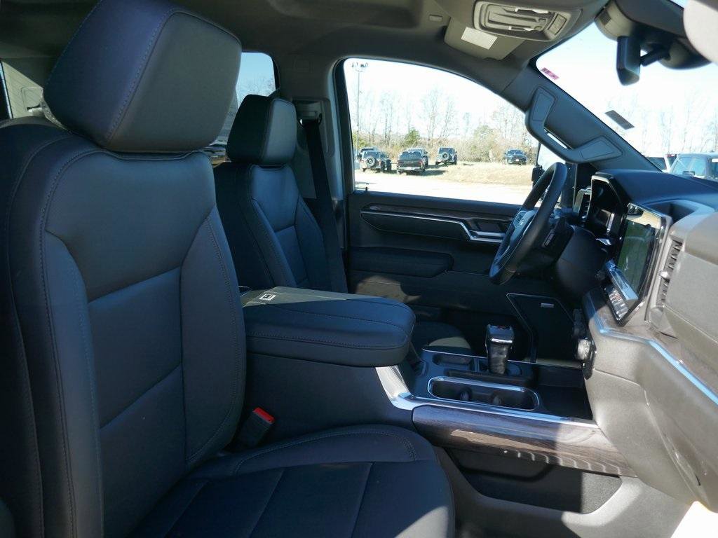New 2026 Chevrolet Silverado 1500 LTZ w/ Max Trailering Package image 9