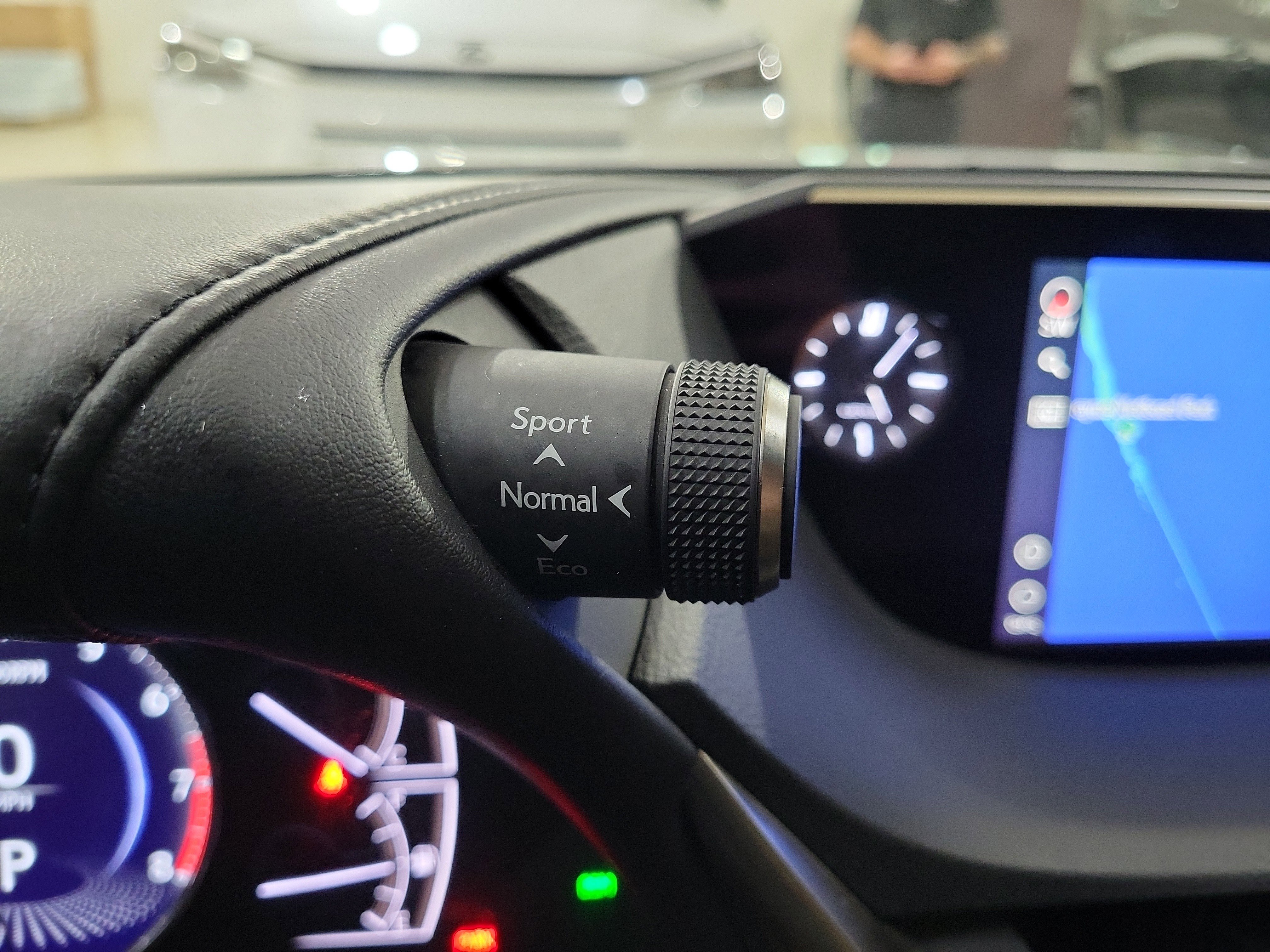 Used 2021 Lexus ES 350 w/ Premium Package image 15