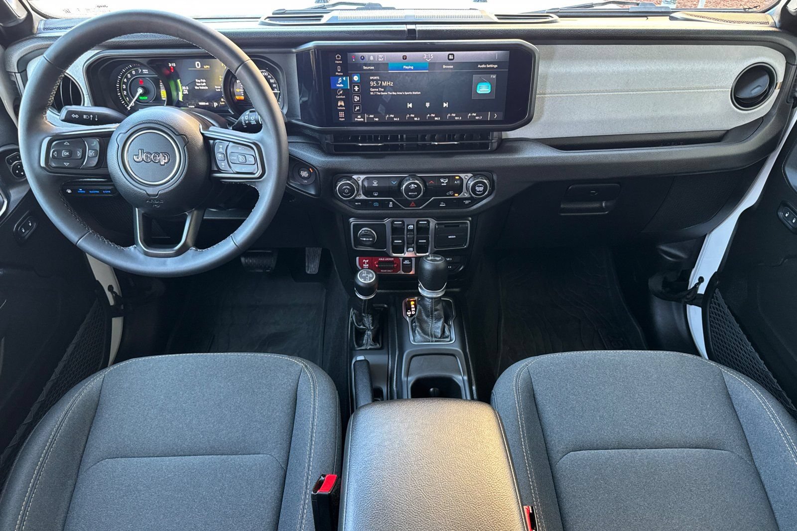 Used 2025 Jeep Wrangler Unlimited Sport S 4xe AWD/4WD image 13