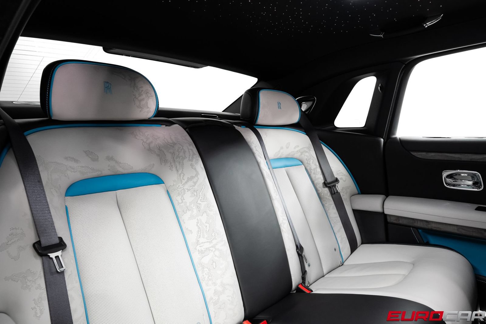 Used 2025 Rolls-Royce Ghost AWD/4WD image 40