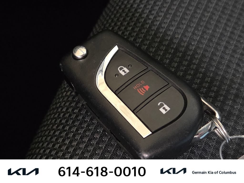 Used 2023 Toyota RAV4 LE FWD image 33