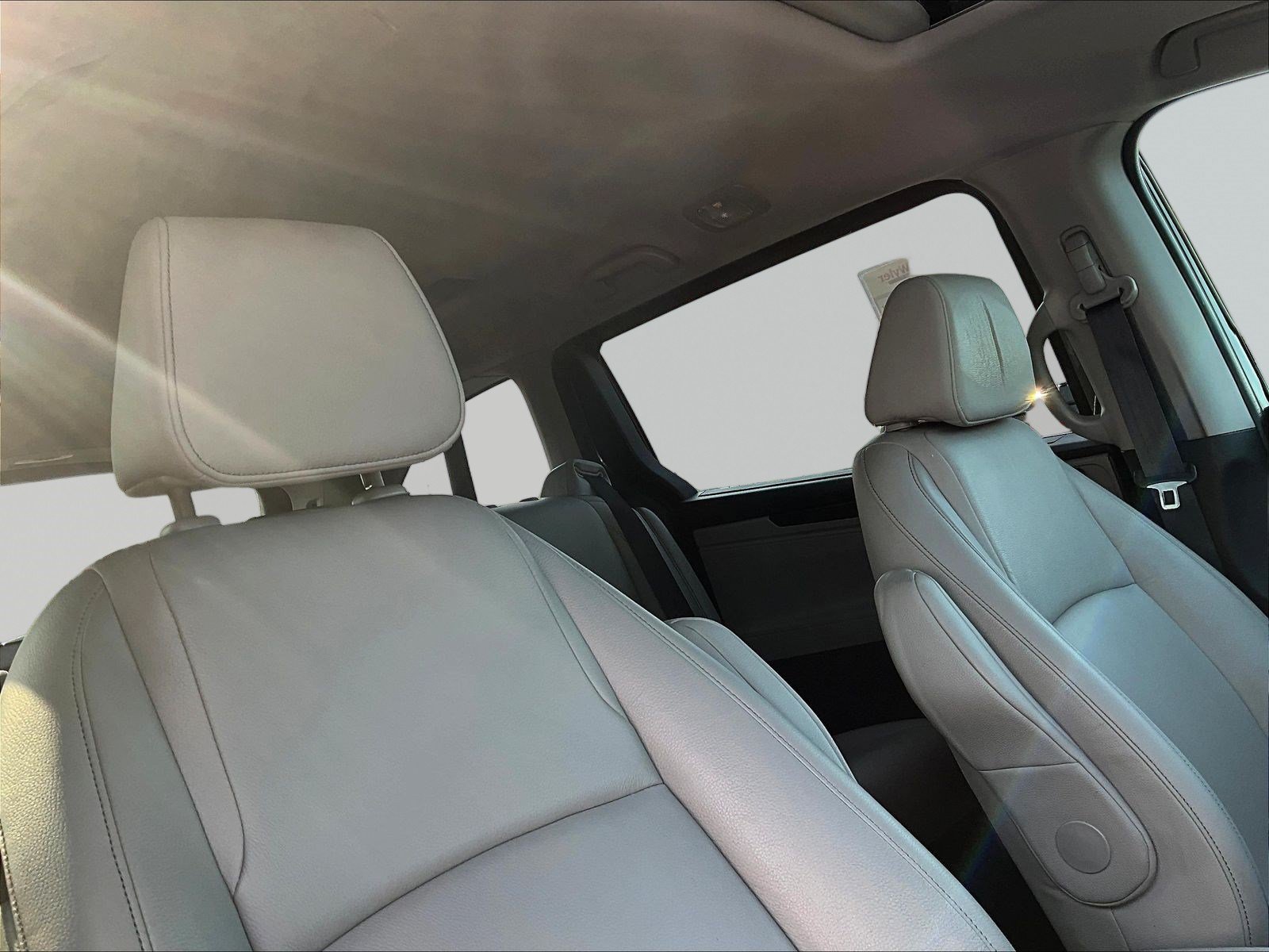 Used 2023 Honda Odyssey EX-L image 28