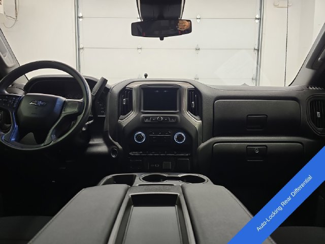 Used 2025 Chevrolet Silverado 1500 Custom Trail Boss AWD/4WD image 14