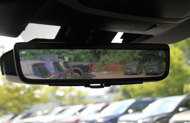 Used 2024 Subaru Outback Touring XT AWD/4WD image 32