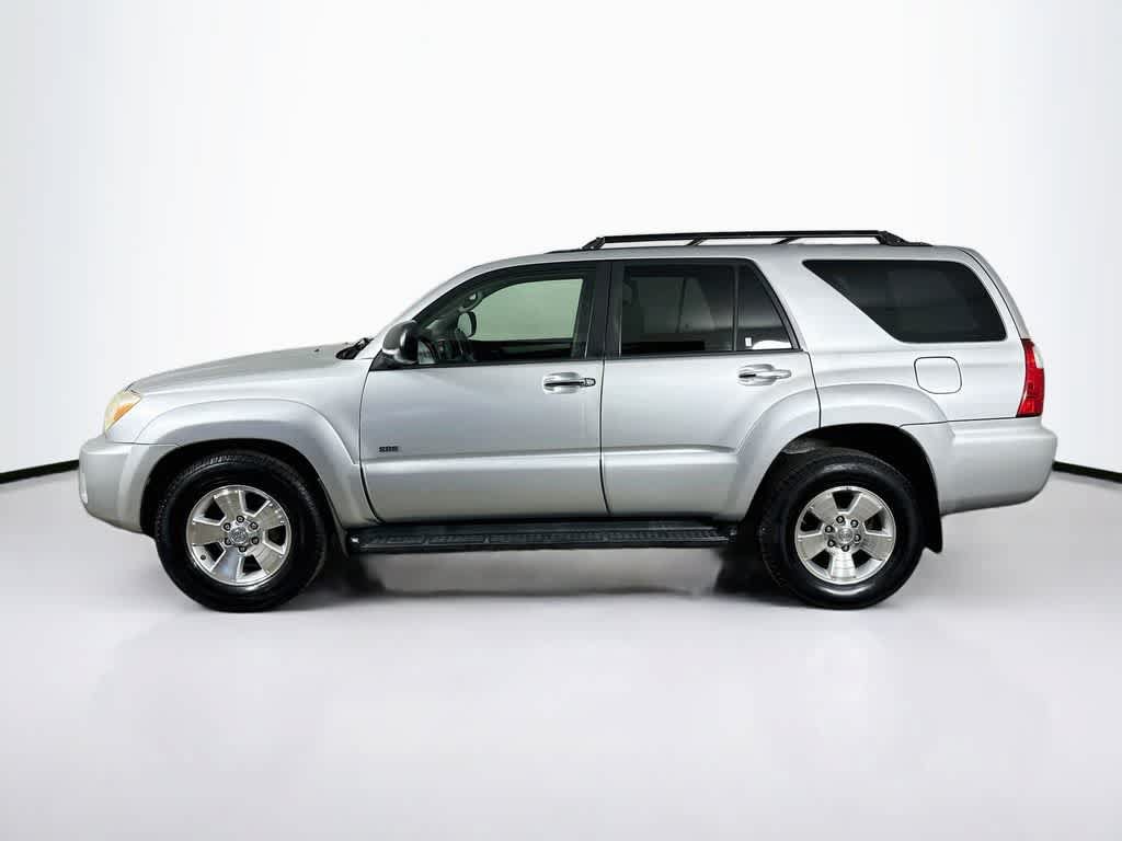 Used 2007 Toyota 4Runner SR5 RWD image 3