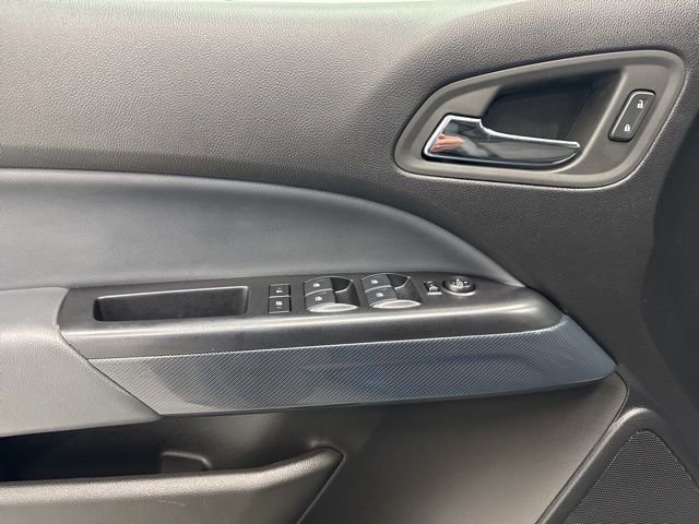 Used 2022 Chevrolet Colorado Z71 w/ Safety Package image 9