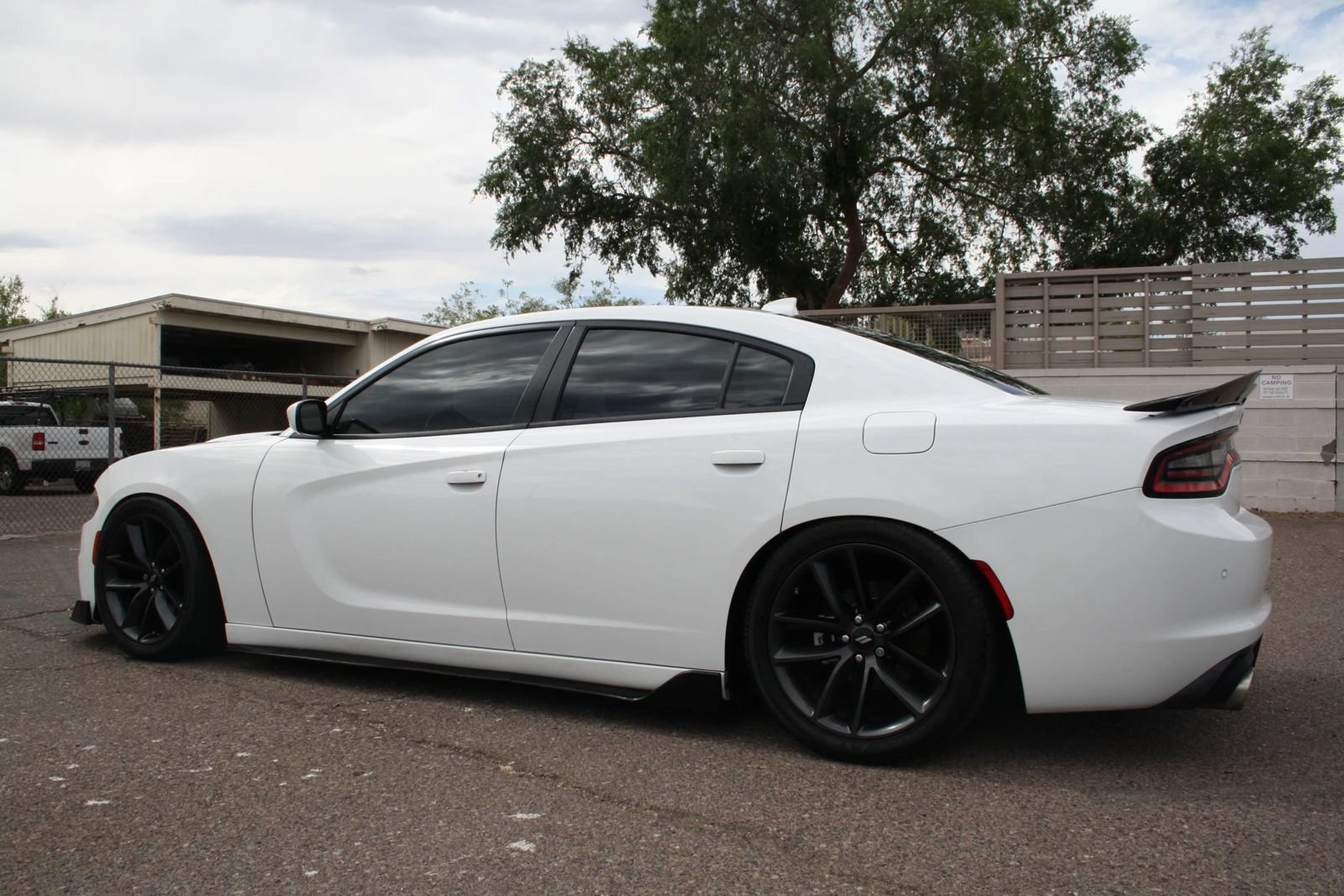 Used 2015 Dodge Charger R/T RWD image 27