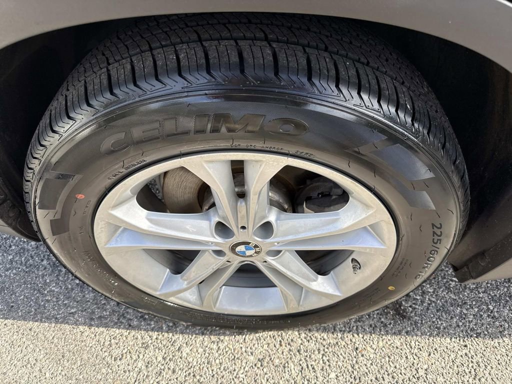 Used 2019 BMW X3 sDrive30i w/ Driving Assistance Package image 12