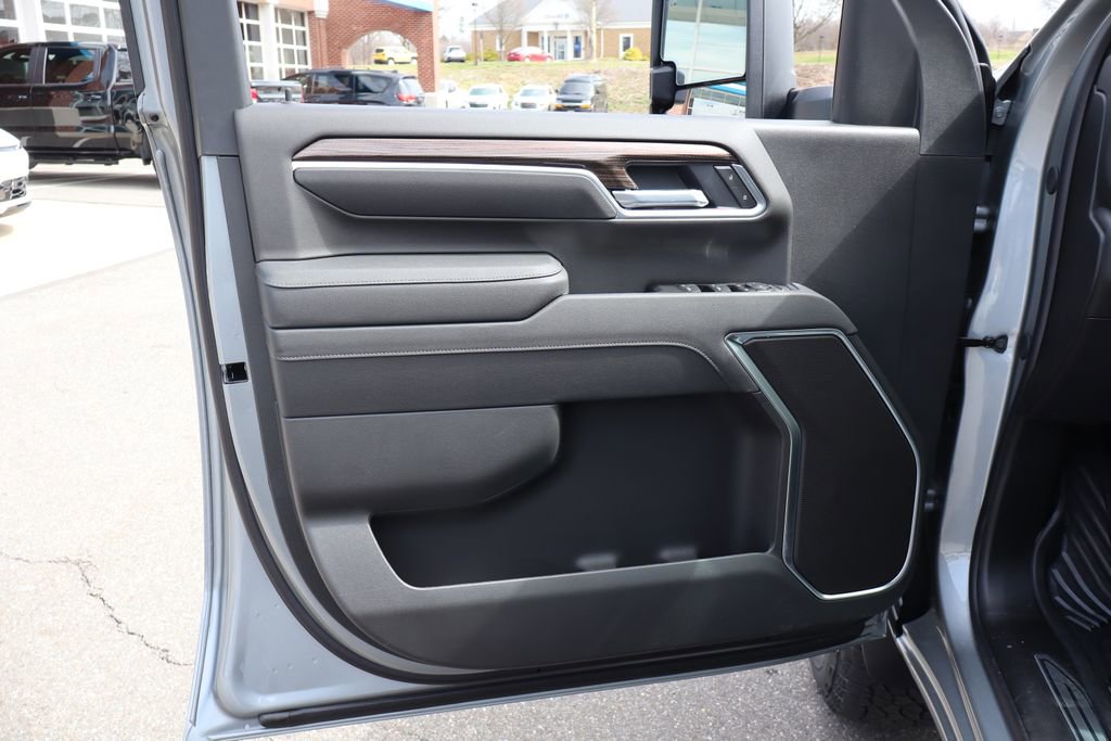 New 2026 Chevrolet Silverado 2500 LT image 11