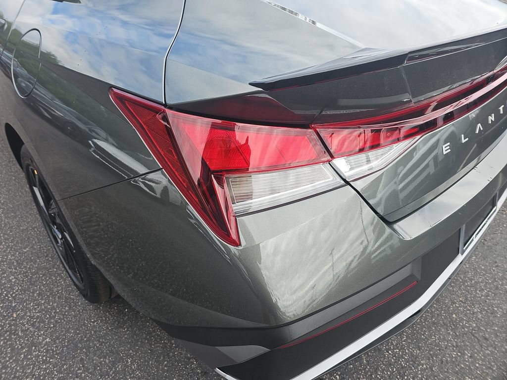 New 2026 Hyundai Elantra Sport FWD image 27