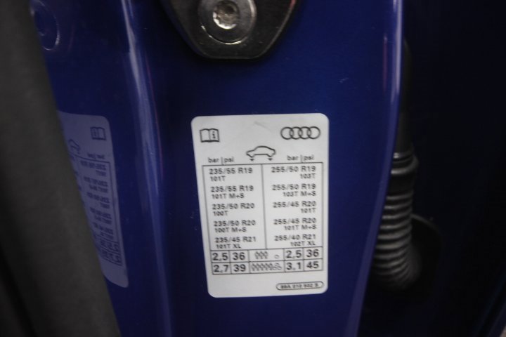 Used 2021 Volkswagen ID.4 Pro S image 19