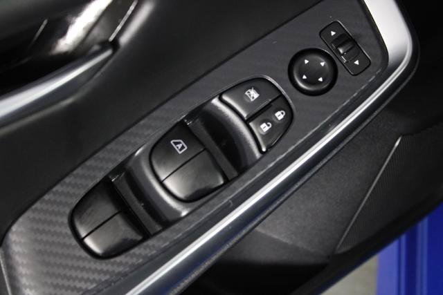 Certified 2025 Nissan Sentra SR FWD image 23