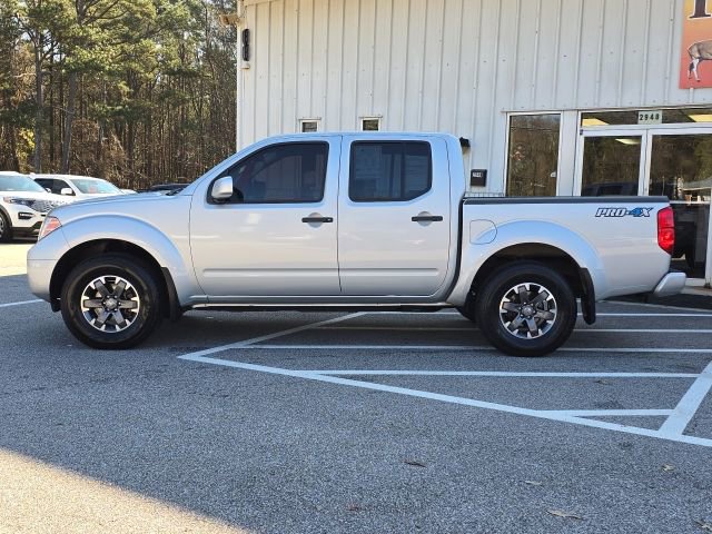 Used 2018 Nissan Frontier PRO-4X image 3