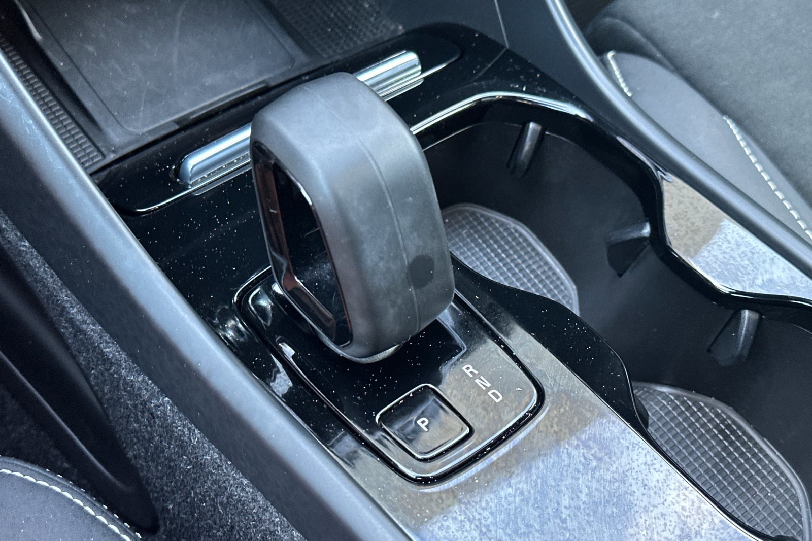 Certified 2023 Volvo C40 P8 Recharge Plus AWD/4WD image 25