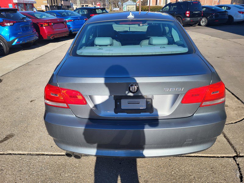 Used 2010 BMW 328i Coupe image 5