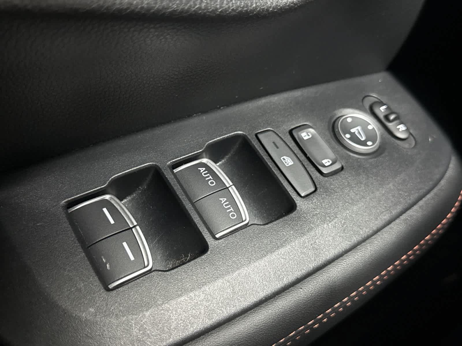 Used 2024 Honda HR-V Sport image 17