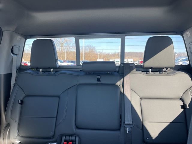 New 2026 GMC Sierra 1500 SLT w/ SLT Convenience Package image 36