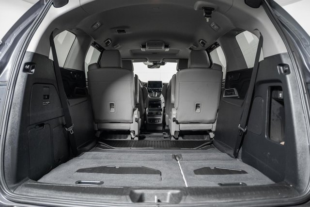 Used 2019 Honda Odyssey Touring image 10