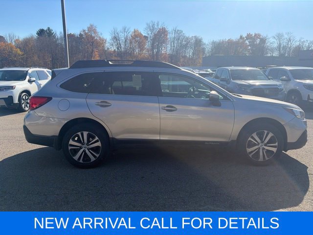 Used 2019 Subaru Outback 3.6R Limited AWD/4WD image 7