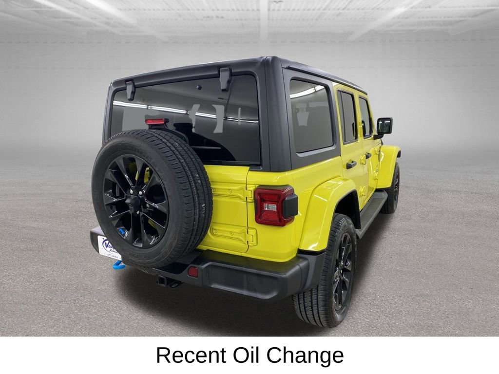 Used 2023 Jeep Wrangler Unlimited Sahara w/ Cold Weather Group image 12
