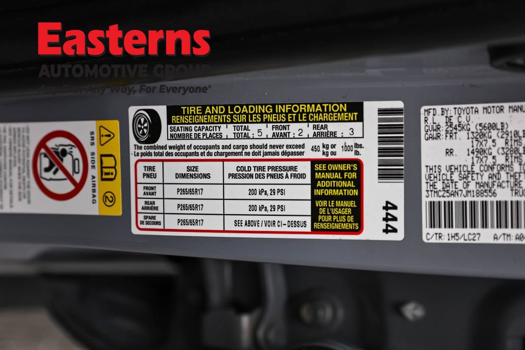 Used 2018 Toyota Tacoma TRD Sport AWD/4WD image 38