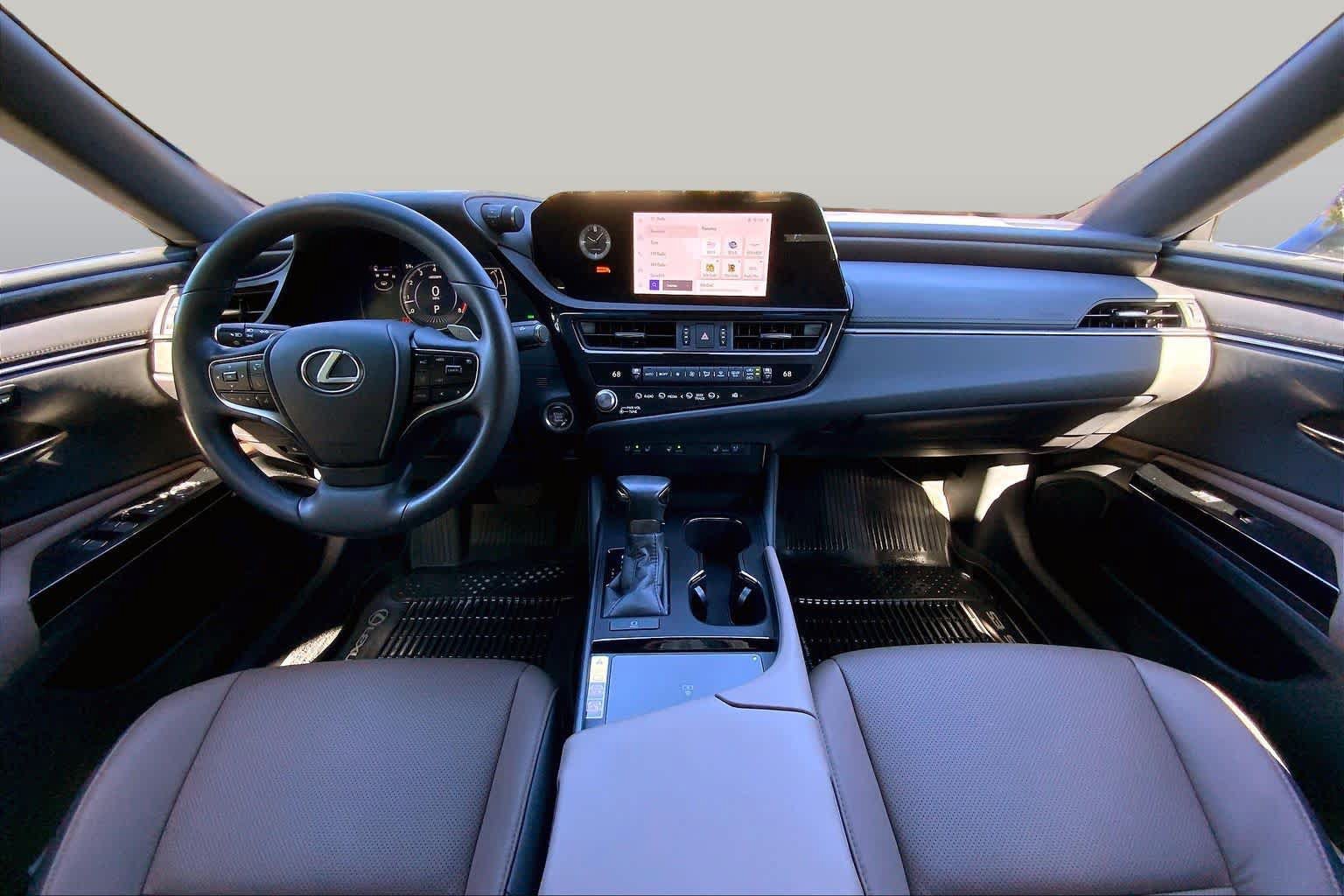 Used 2025 Lexus ES 350 w/ Premium Package FWD image 16
