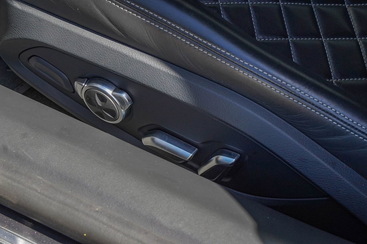 Used 2021 Audi R8 V10 w/ Premium Package image 40