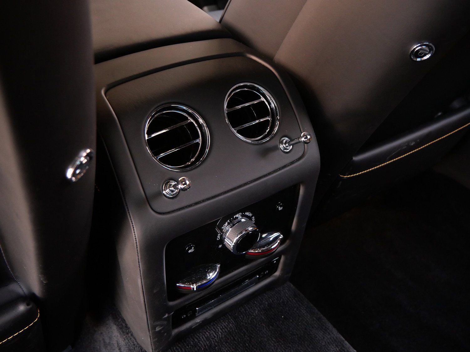 Used 2022 Rolls-Royce Ghost w/ Ghost Package image 29