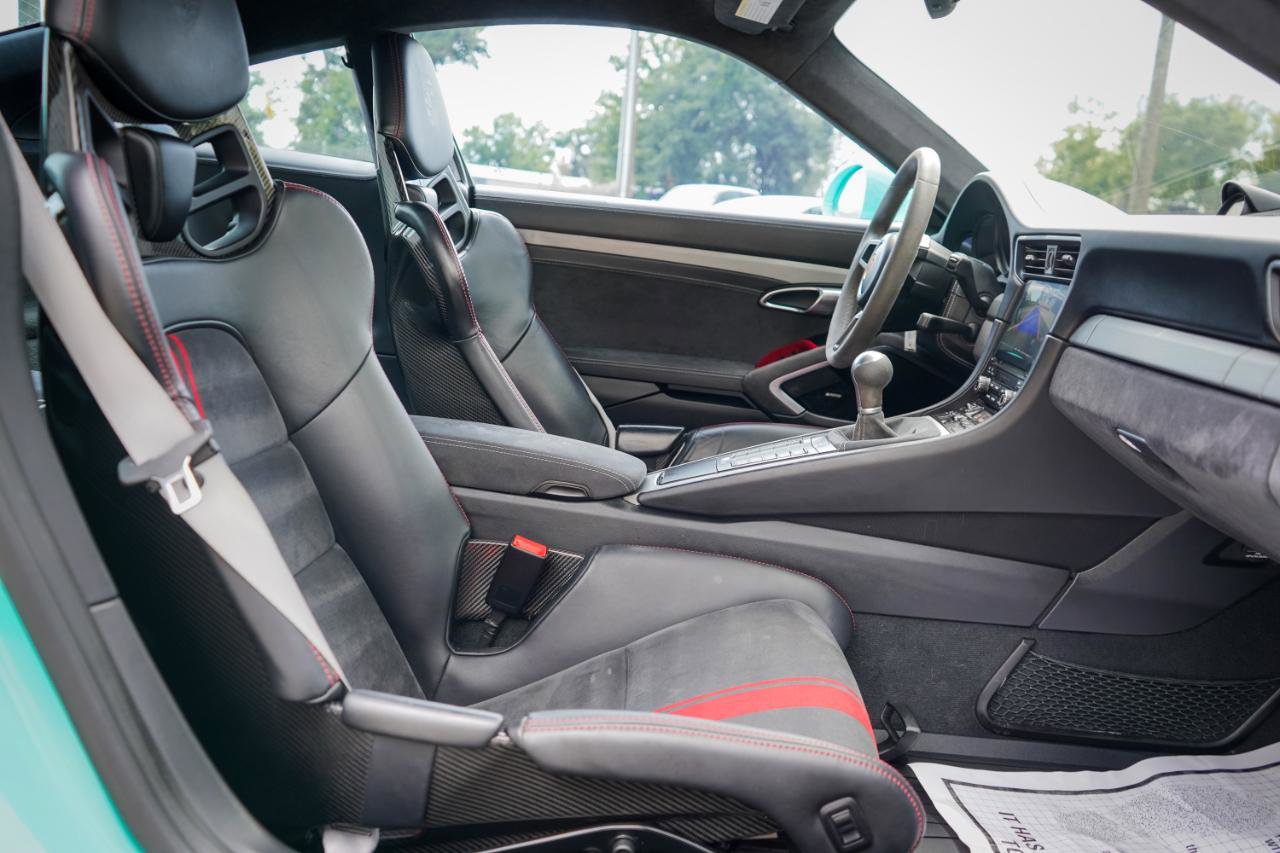 Used 2018 Porsche 911 GT3 RWD image 13