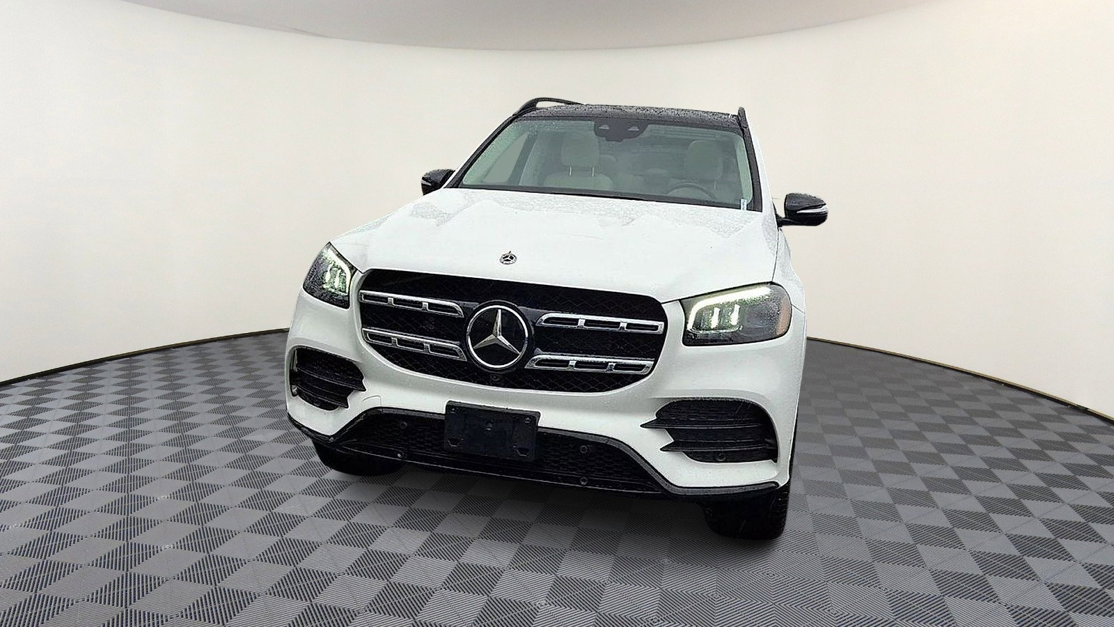 Used 2022 Mercedes-Benz GLS 450 4MATIC image 3