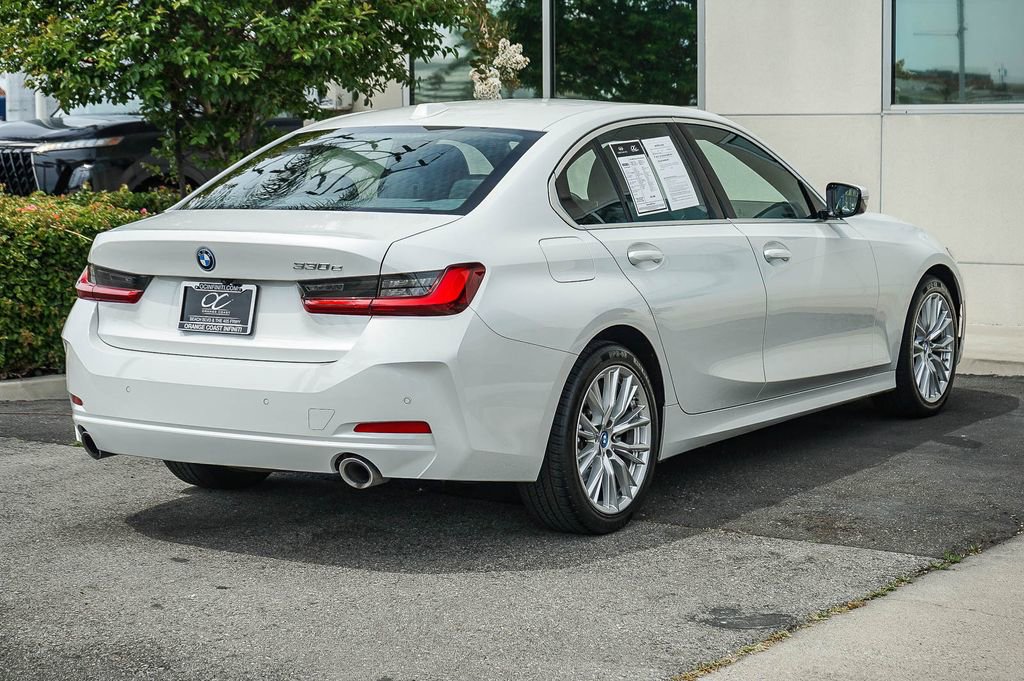 Used 2024 BMW 330e image 6