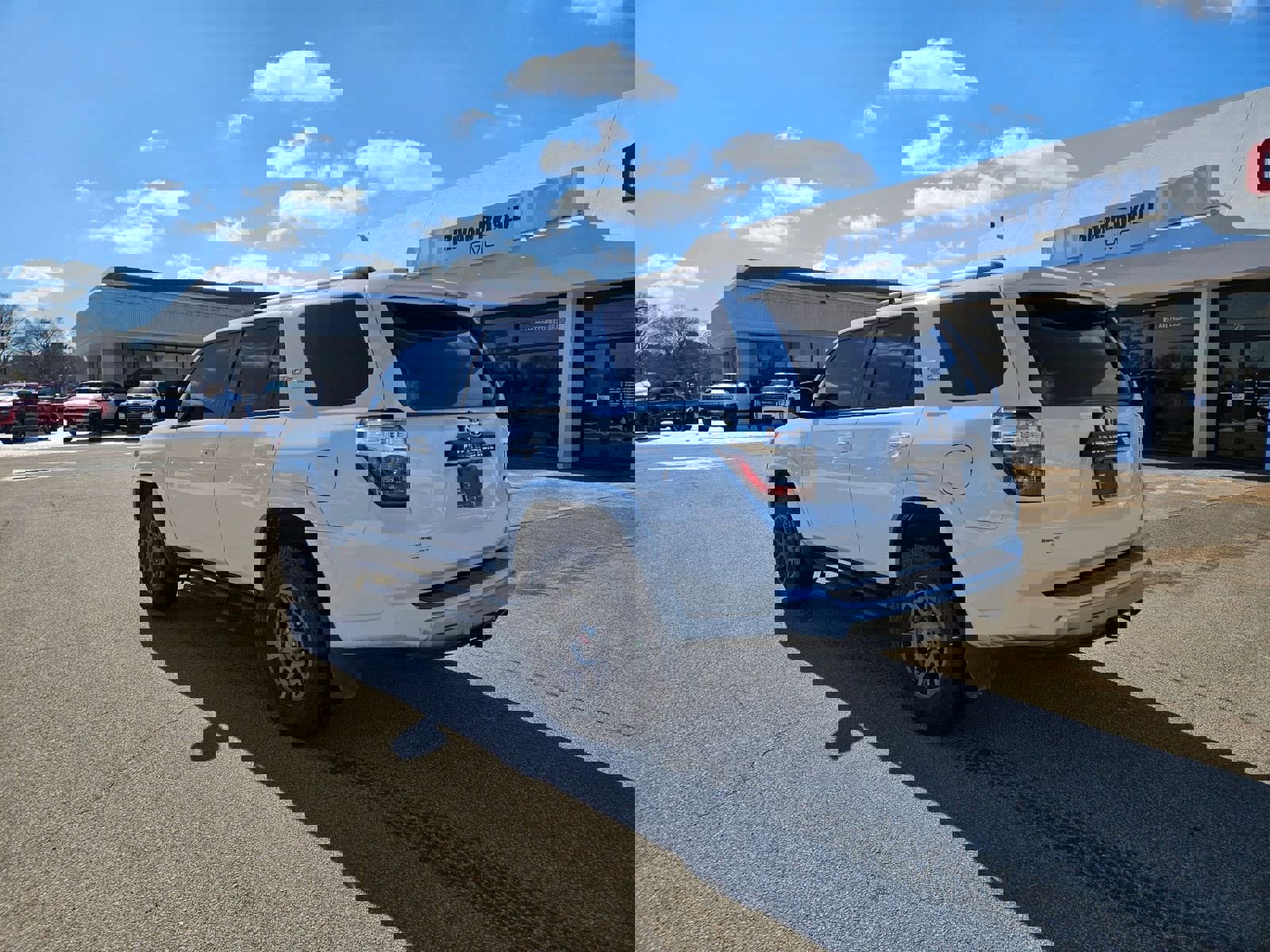 Used 2018 Toyota 4Runner TRD Off-Road Premium image 3