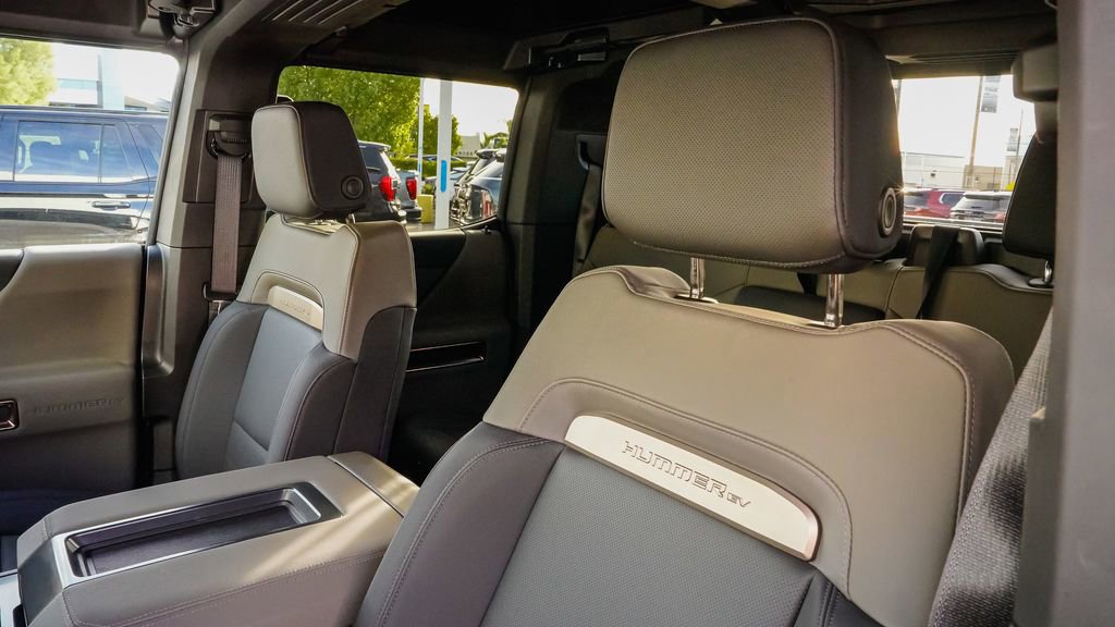 Used 2025 GMC Hummer EV 2X image 15