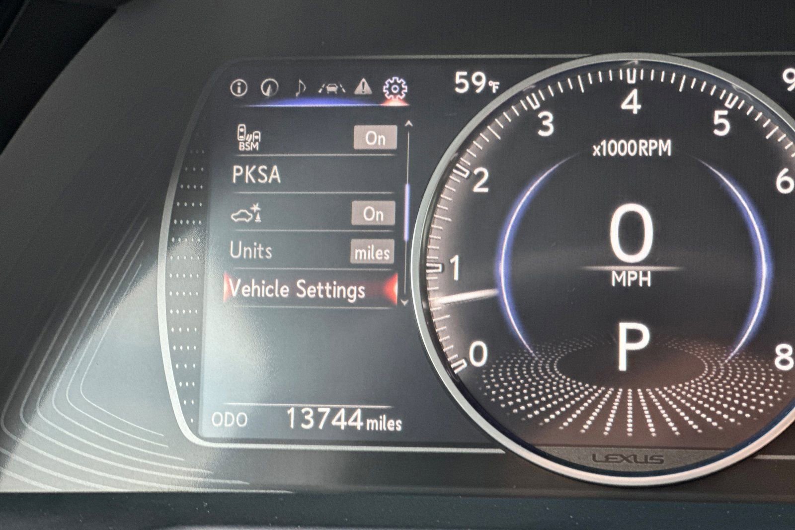 Certified 2024 Lexus ES 350 w/ Premium Package image 28