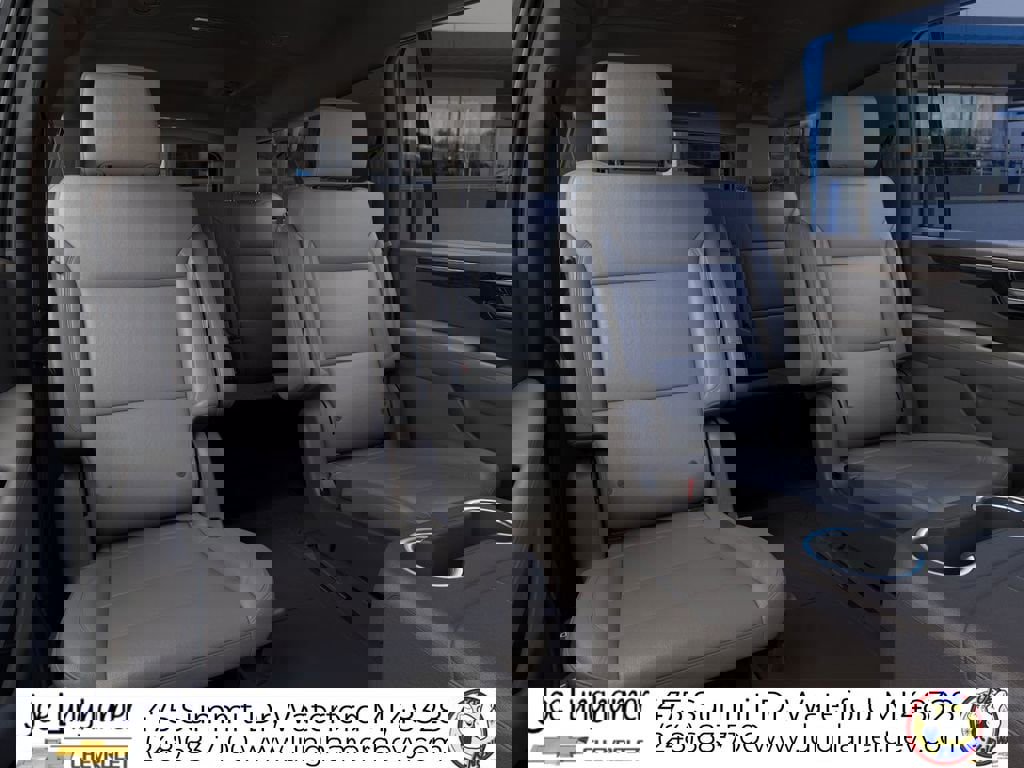 New 2026 Chevrolet Suburban LT image 17