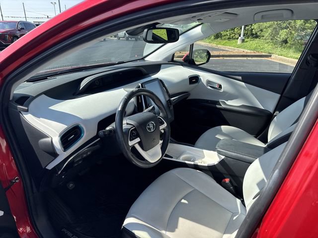Used 2018 Toyota Prius Prime Advanced FWD image 10