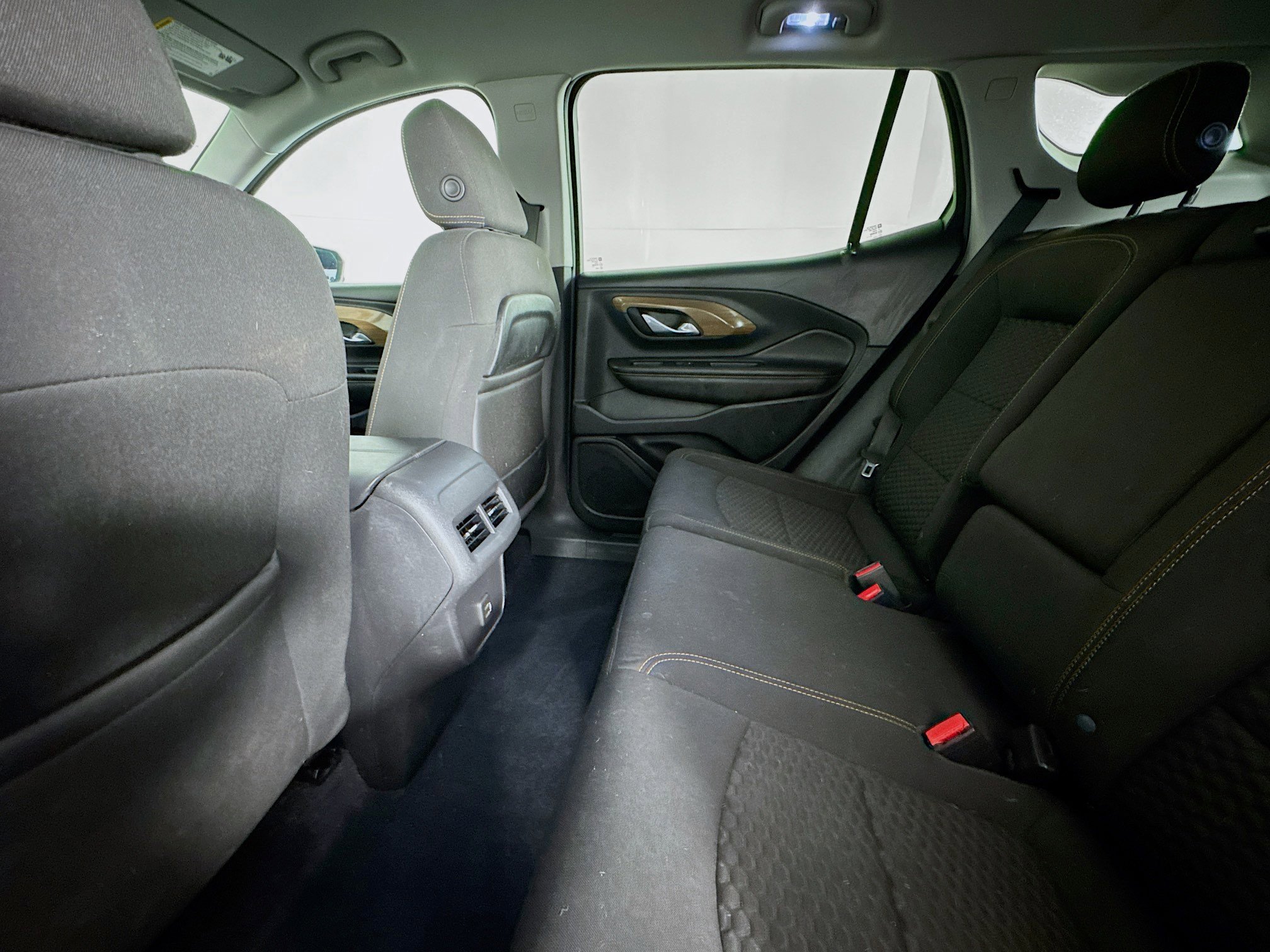 Used 2020 GMC Terrain SLE w/ Driver Convenience Package image 24