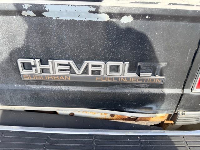 Used 1990 Chevrolet Suburban 4WD image 27
