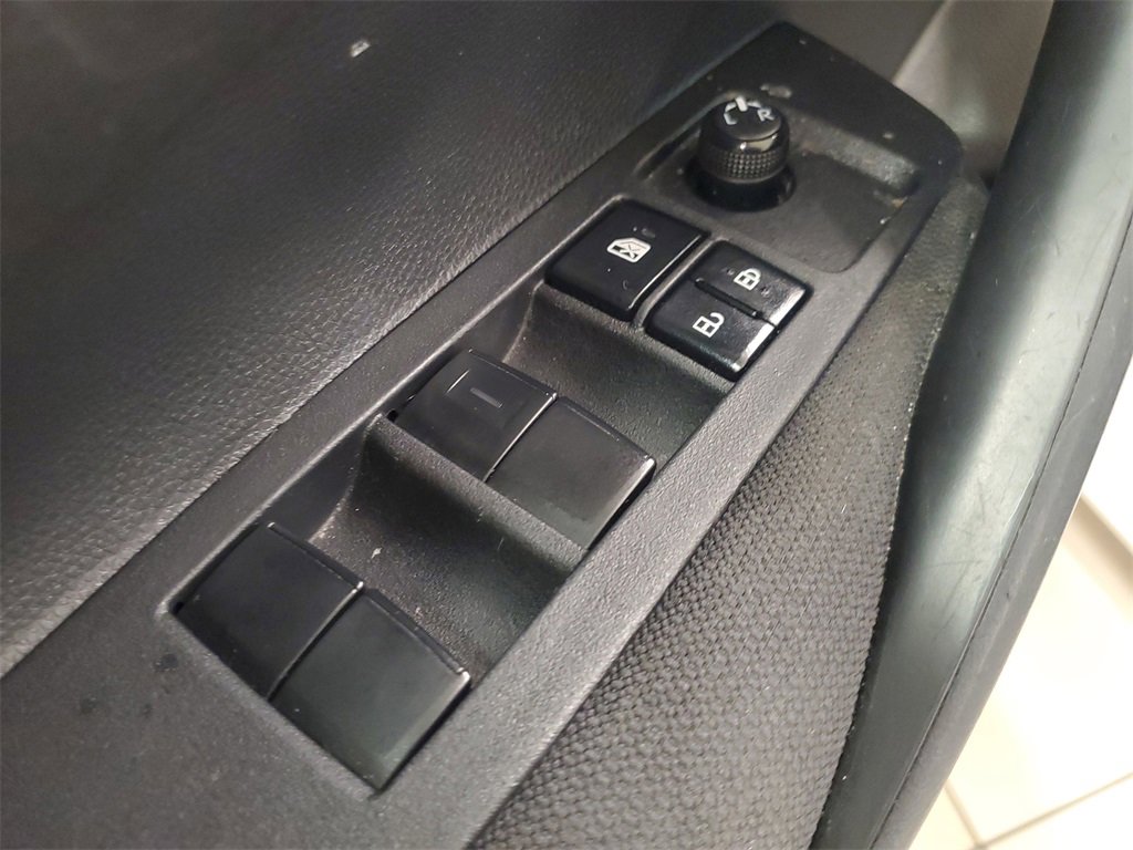 Used 2023 Toyota Corolla LE image 18