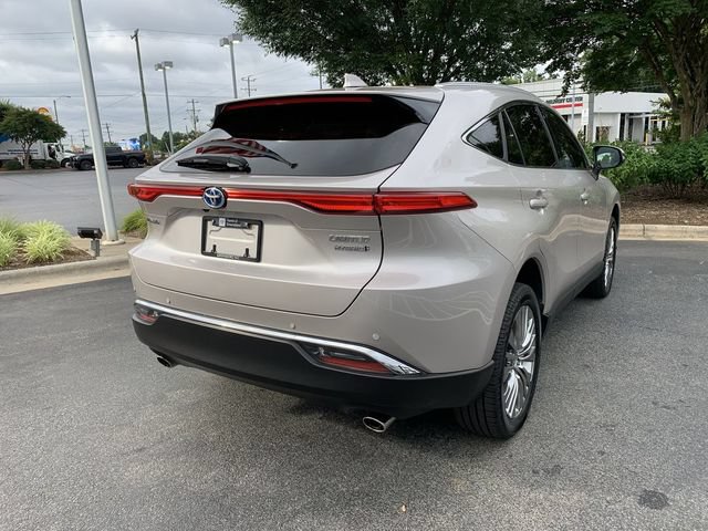 Used 2022 Toyota Venza Limited AWD/4WD image 8