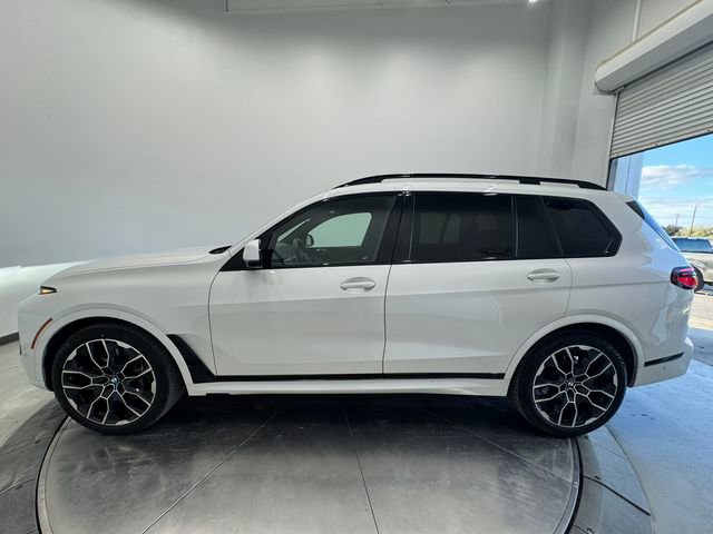 Used 2023 BMW X7 xDrive40i w/ Executive Package image 15